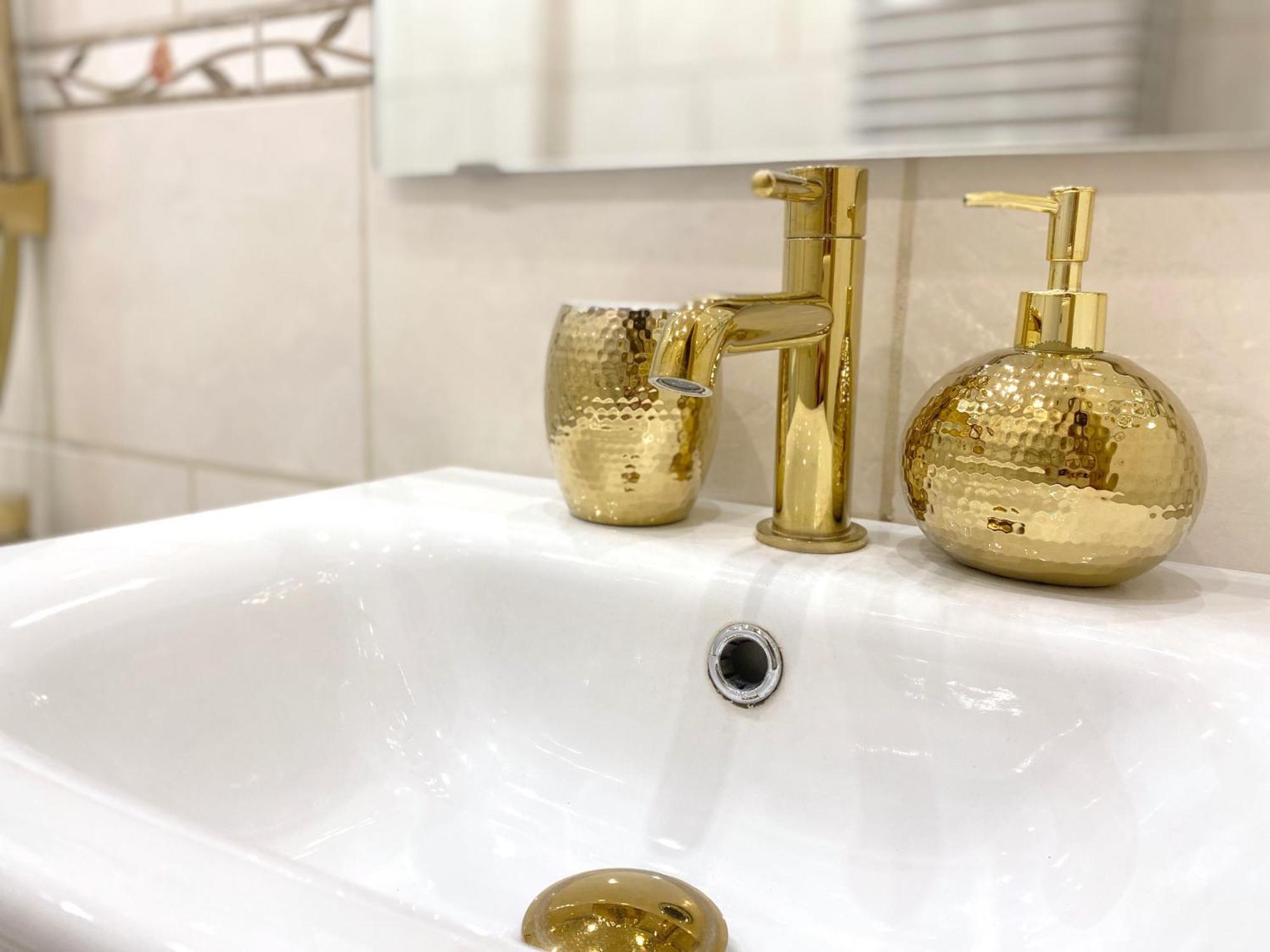 Apartment Golden - Centrum, Mikolowska - Z Zadaszonym Parkingem W Cenie *
